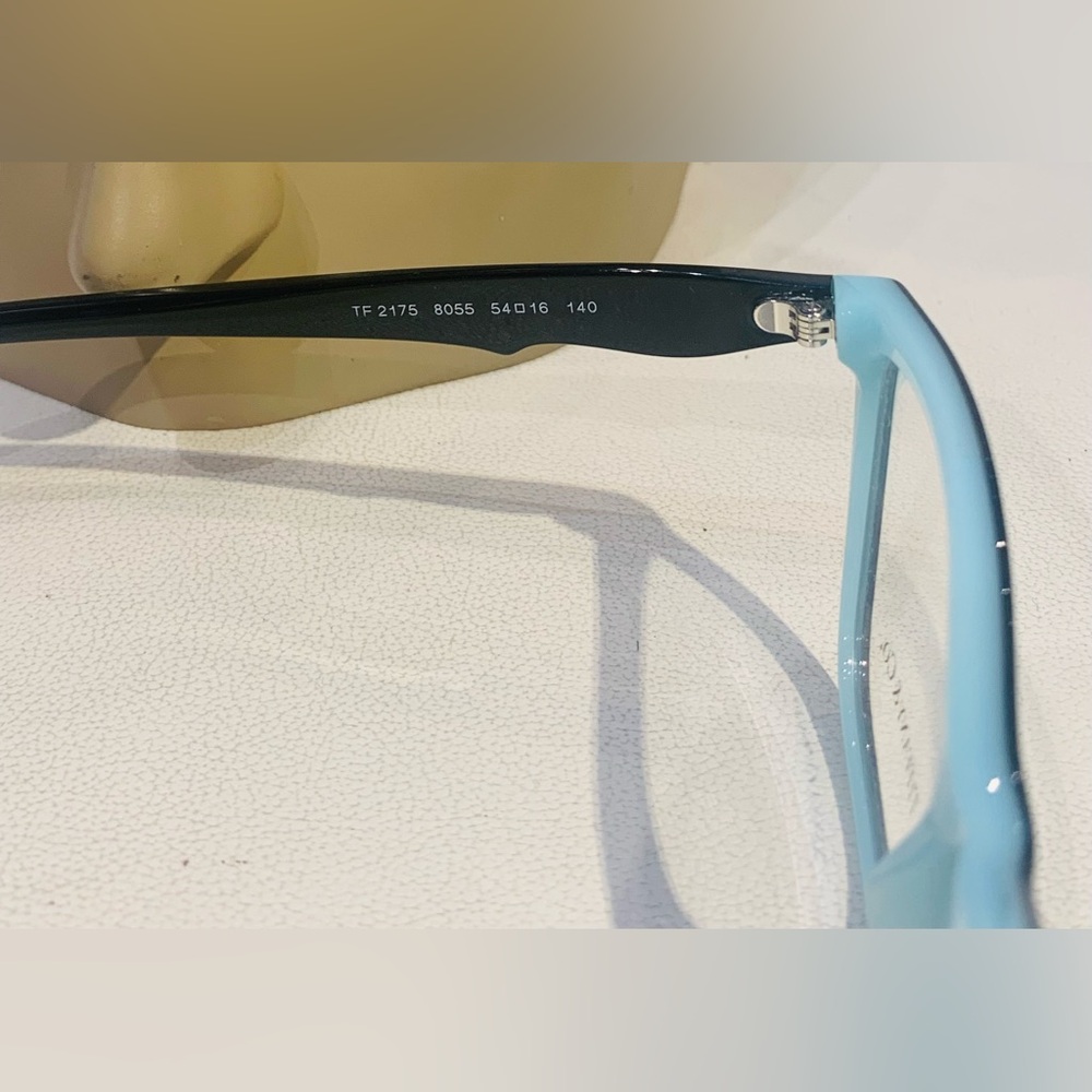 New Women’s Tiffany&Co Eyeglasses - Picture 7 of 8